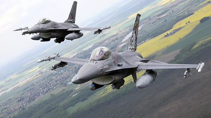 Ấn định thời điểm tiêm kích F-16 tham chiến