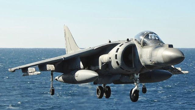 AV-8B Harrier II 'đồ cổ' lập chiến công khó tin tại Biển Đỏ