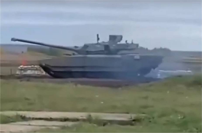 T-14 Armata bị rút về nước khi không đáp ứng yêu cầu chiến thuật?