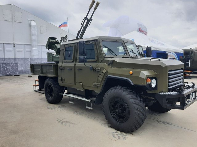 GAZ-66MB với module phòng không đặc biệt ra mắt