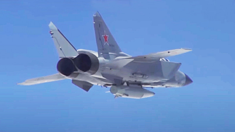 Bí mật tăng gấp đôi tiêm kích MiG-31 mang tên lửa Kinzhal?