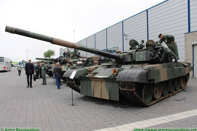 PT-91 Twardy của Ba Lan sẽ 'cháy sáng' hơn cả Leopard 2 của Đức?