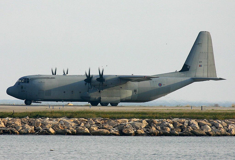 Không lực Hoàng gia Anh chia tay huyền thoại C-130 Hercules