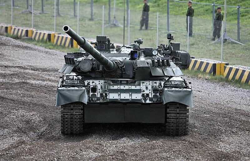 Ukraine thu giữ xe tăng 'hàng hiếm' T-80UE1