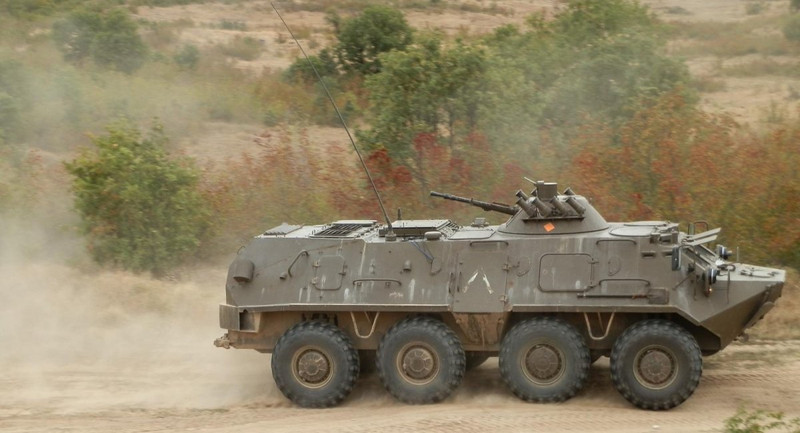 Lộ diện điểm yếu lớn trên thiết giáp BTR-60 viện trợ Ukraine
