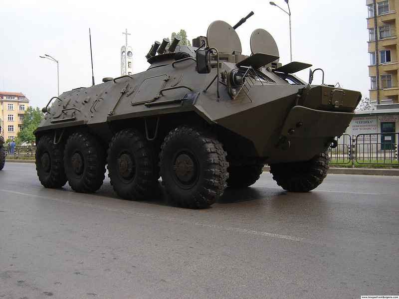 Lộ diện điểm yếu lớn trên thiết giáp BTR-60 viện trợ Ukraine
