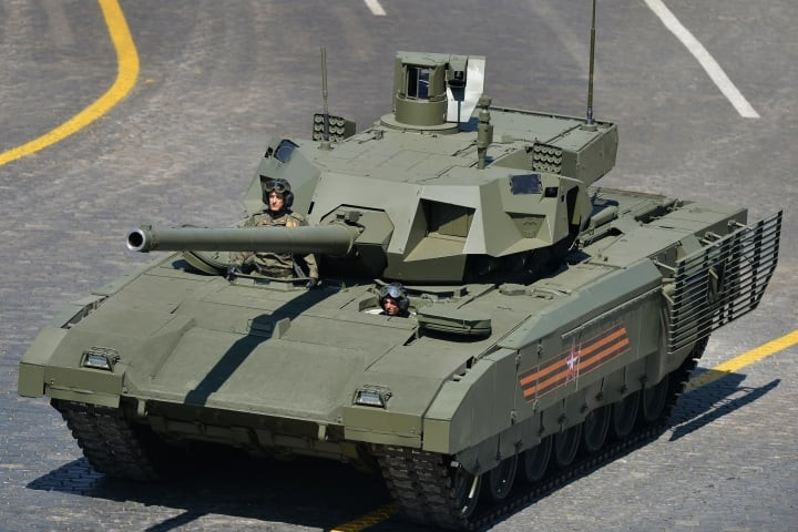 Xe tăng T-100 'Black Armata' đang được tạo ra