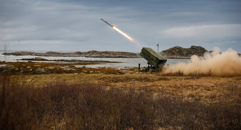 Hệ thống NASAMS Canada dành cho Kiev bị mắc kẹt tại Mỹ