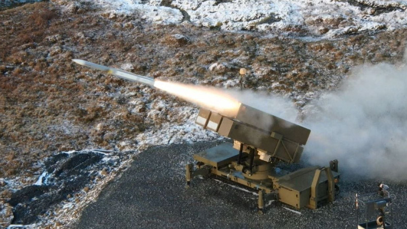 Hệ thống NASAMS Canada dành cho Kiev bị mắc kẹt tại Mỹ