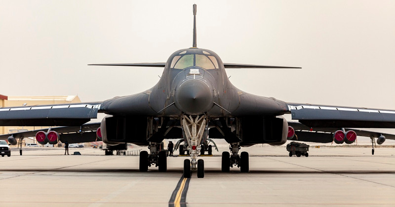 B-1B Lancer đến Anh làm nhiệm vụ 'cảnh sát trên không'