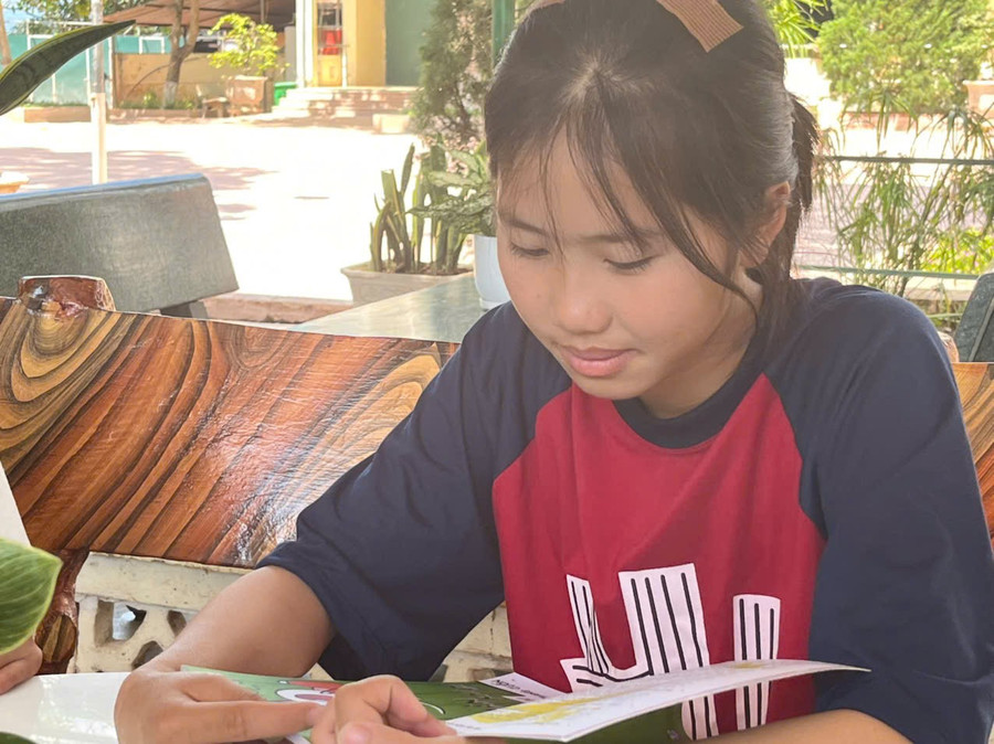 Những trang sách mở ra giữa đại ngàn Điện Biên. thu-vien-xanh.jpg