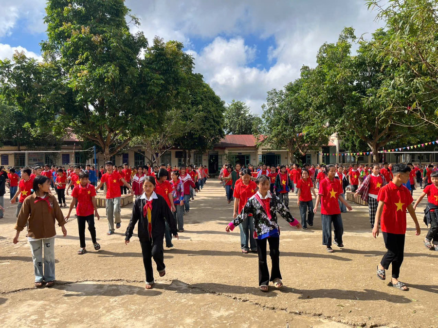 Công tác giáo dục được các địa phương vùng cao tại Điện Biên quan tâm đặc biệt. quang-lam-1.jpg