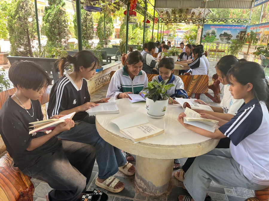 Cơ sở vật chất nhiều trường ở vùng cao Điện Biên được quan tâm, đầu tư, tạo môi trường học tập thuận lợi cho học sinh. na-tau-1.jpg
