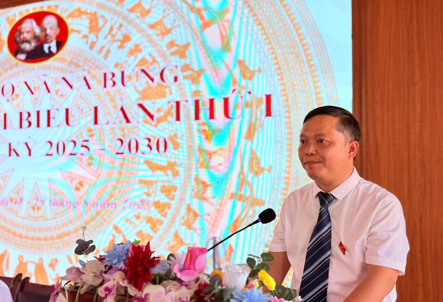 Ông Nguyễn Văn Tiếp, Chủ tịch UBND xã Nà Bủng. na-bung-db-3.jpg