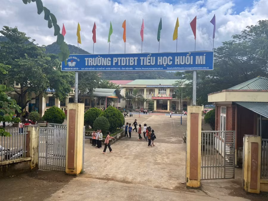 Điện Biên phấn đấu đến năm 2028 sẽ hoàn thành 15 trường phổ thông dân tộc nội trú liên cấp tiểu học và trung học cơ sở tại 15 xã biên giới.