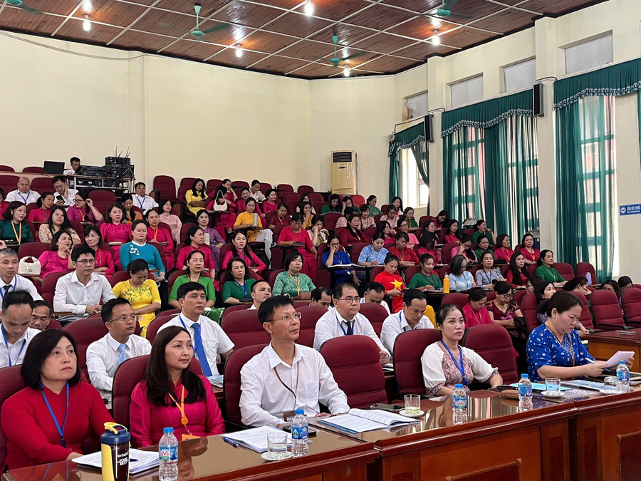 Các đại biểu dự hội nghị. cdsp-dien-bien-3.jpg