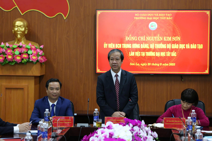 Bộ trưởng Nguyễn Kim Sơn phát biểu chỉ đạo. nguyen-kim-son-1.jpg