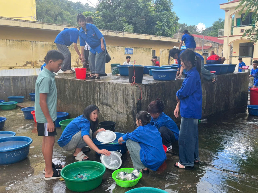 Rèn kỹ năng tự lập cho học sinh từ trong trường học. xmc-tua-chua.jpg