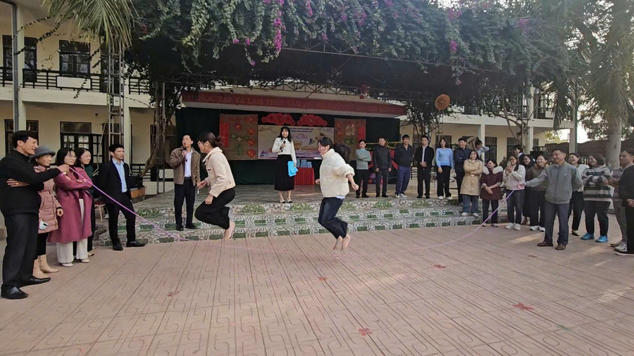 Trải nghiệm giữa giờ. thcs-muong-nhe-3.jpg