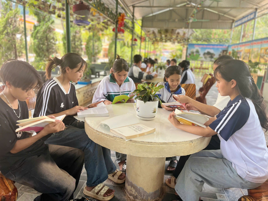 Không gian xanh tại trường PTDTBT THCS Nà Bủng. giai-ngan-db-1.jpg
