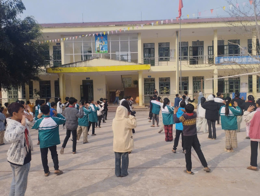 th-thcs-sen-thuong.jpg