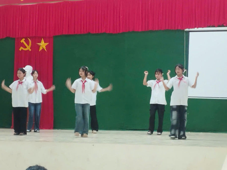 th-thcs-sen-thuong-1.jpg