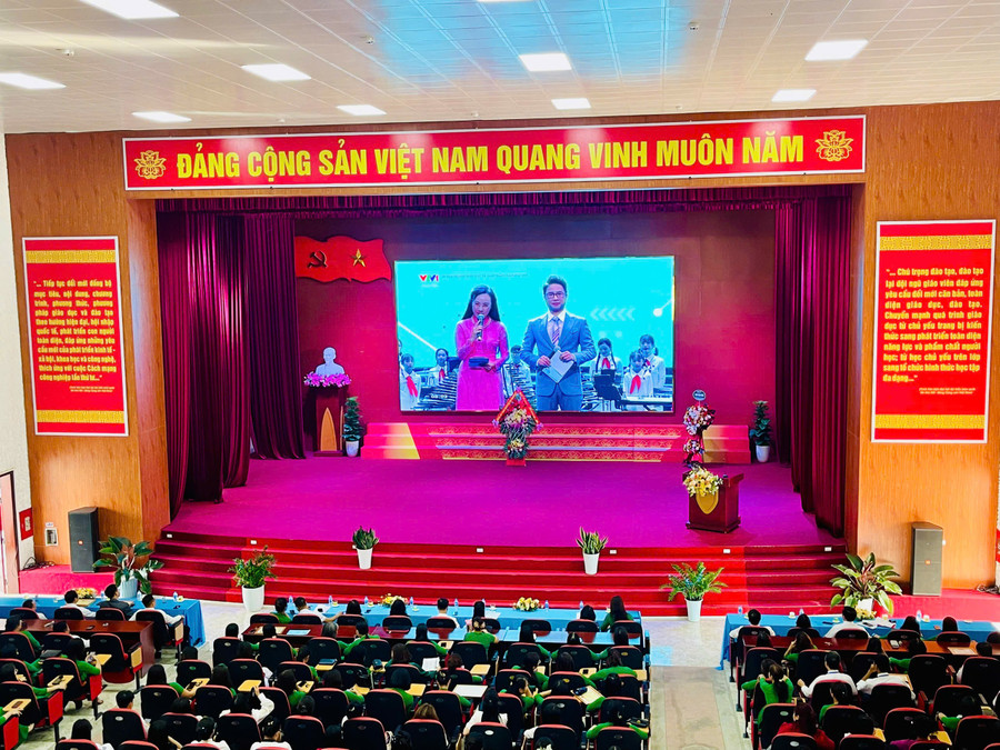Điểm cầu trực tuyến tại Trường CĐSP Điện Biên.
