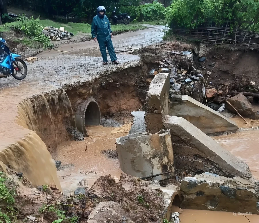 Huyện Điện Biên Đông chịu thiệt hại ước tính riêng về giao thông khoảng 8 tỷ đồng.