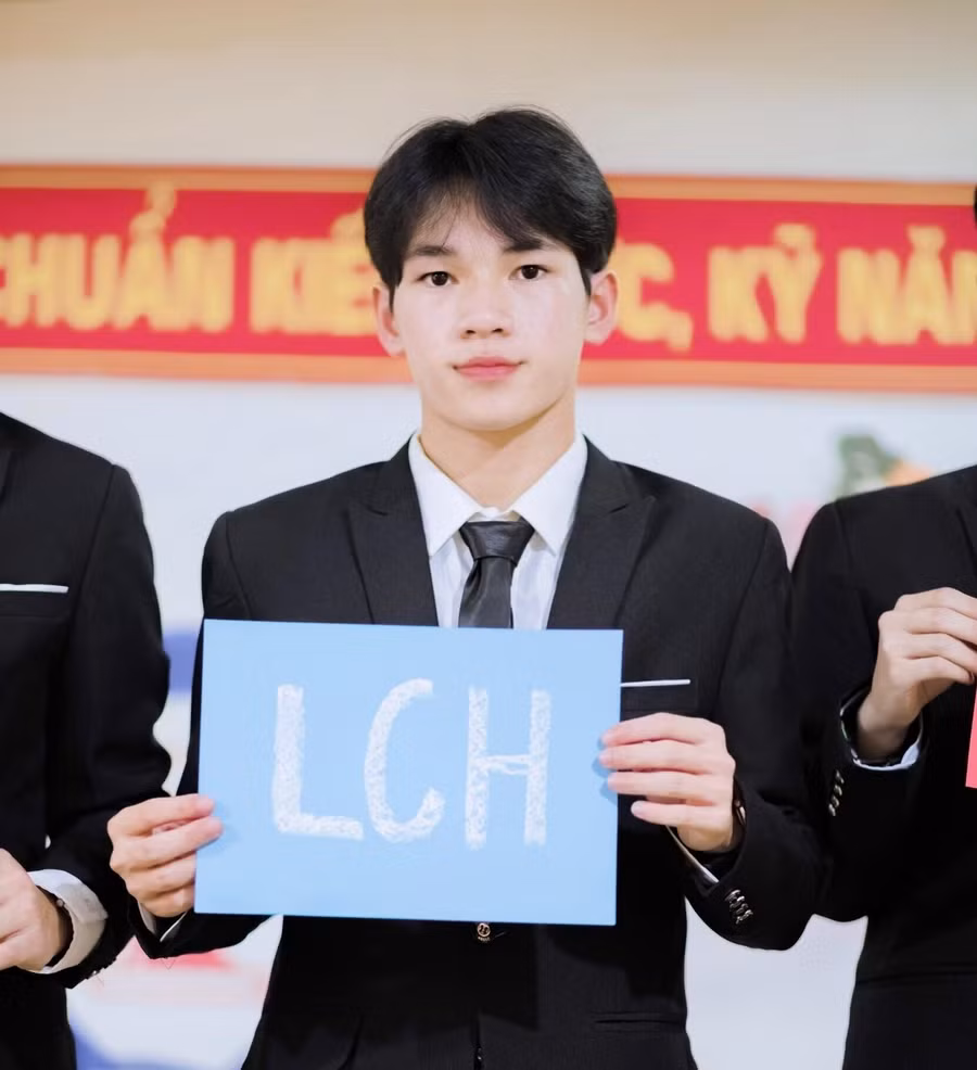 z5645160691152_ebaebf84b176ffdea207c4c618c7fb80 (1).jpg