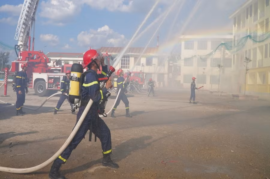 Lực lượng, phương tiện chữa cháy tại cuộc diễn tập.