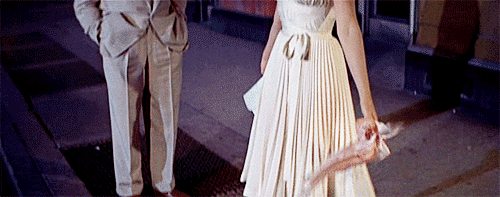 Phút tỏa sáng của các biểu tượng thời trang trên màn bạc