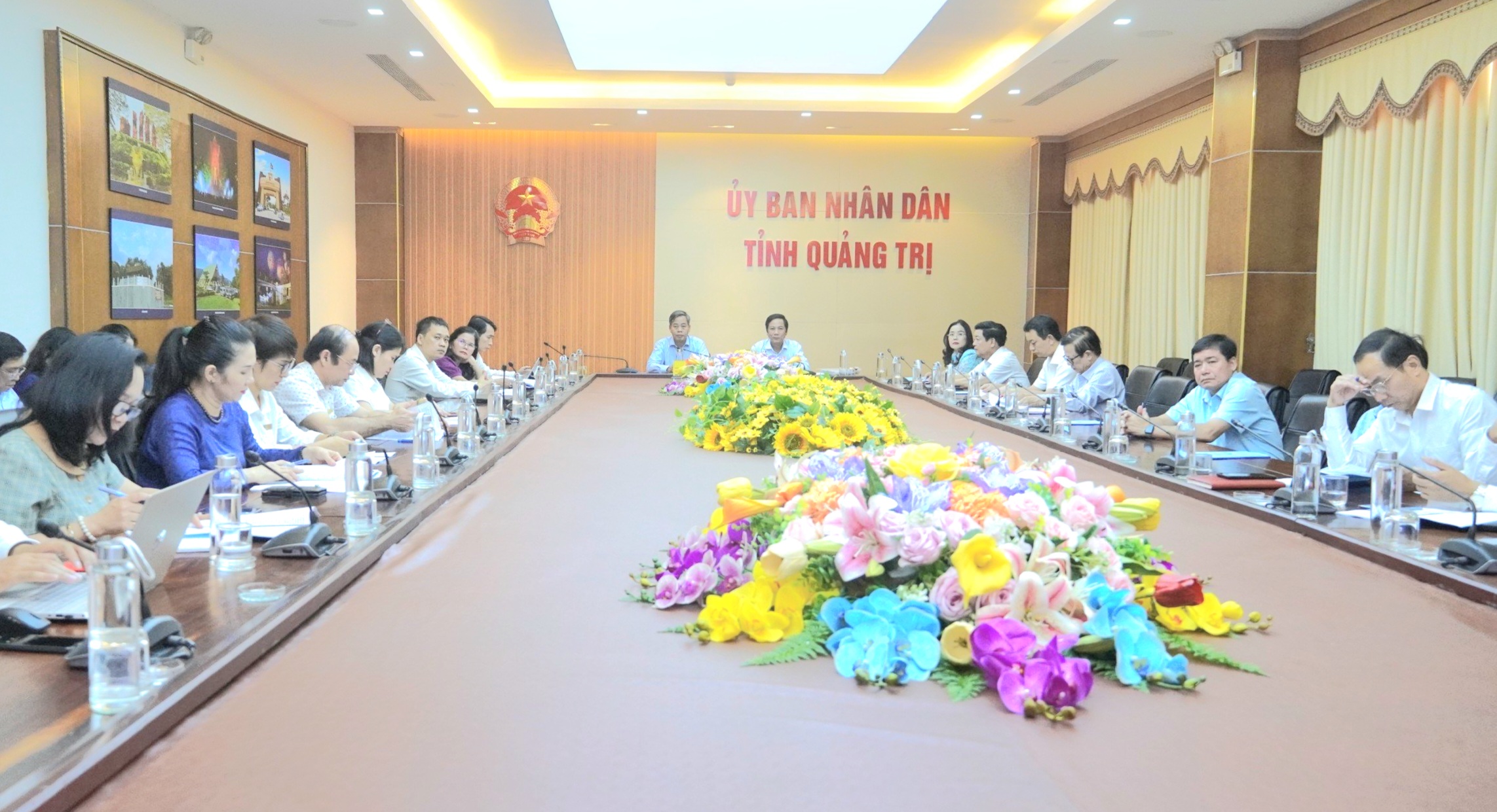 Đại diện lãnh đạo tỉnh và Sở GD&amp;ĐT, các địa phương tham dự tại điểm cầu Quảng Trị.