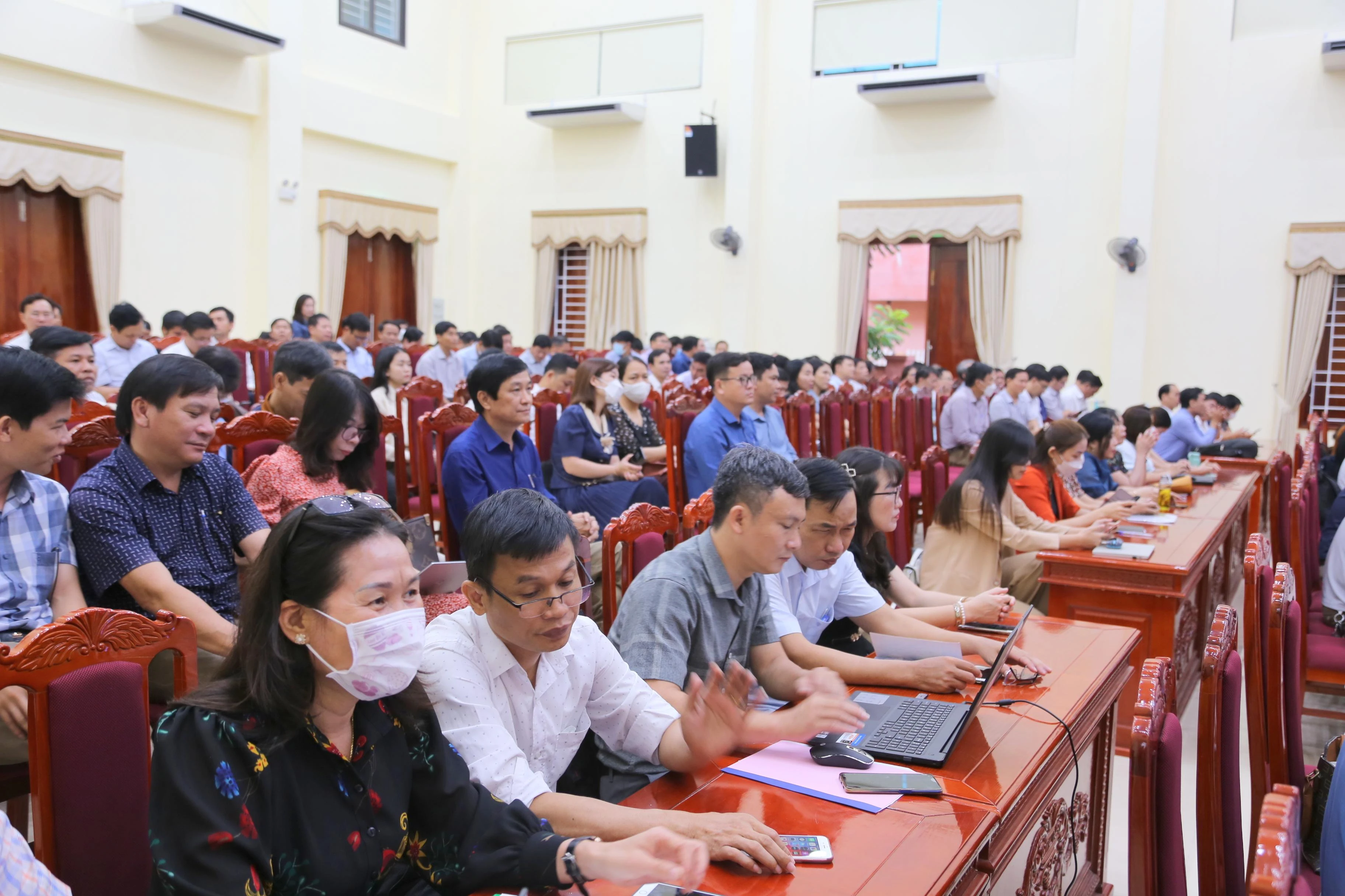 Quang cảnh buổi tập huấn