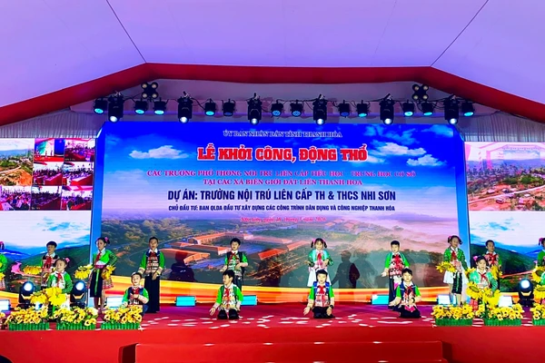 Lễ khởi công Trường nội trú liên cấp TH&THCS Nhi Sơn (Thanh Hóa).
