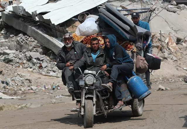 italy-danh-68-trieu-usd-tai-thiet-syria-may-bay-my-tiep-tuc-nem-bom-yemen-3.jpg