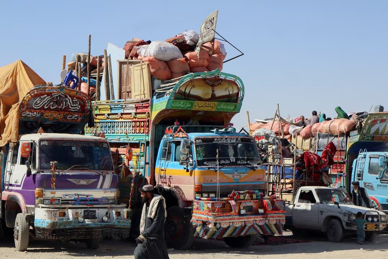 afghanistans-taliban-2.jpg