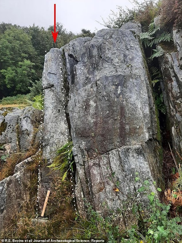 bi-an-stonehenge-duoc-he-mo-sau-5000-nam-nho-nghien-cuu-moi-12.jpg