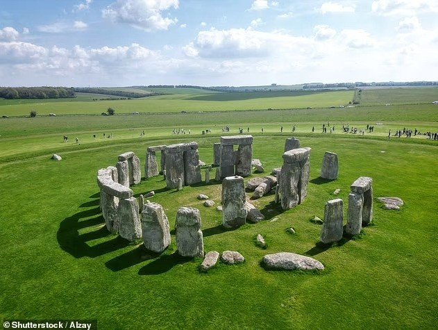 bi-an-stonehenge-duoc-he-mo-sau-5000-nam-nho-nghien-cuu-moi.jpg