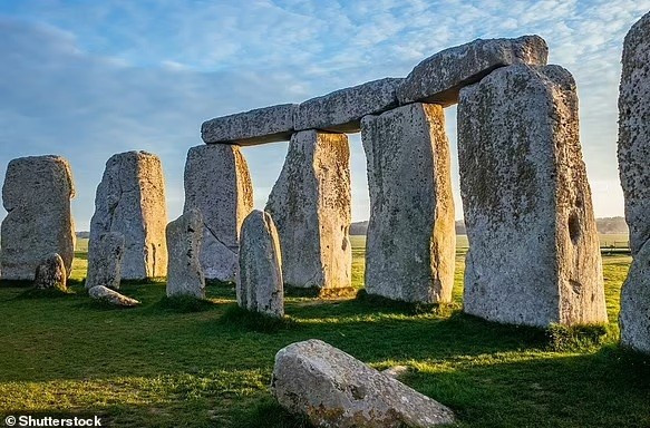bi-an-stonehenge-duoc-he-mo-sau-5000-nam-nho-nghien-cuu-moi-10.jpg