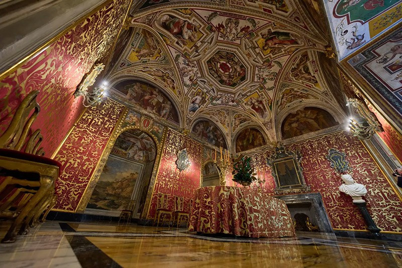 Quang cảnh khu căn hộ của hoàng tử tại Palazzo Colonna ở Rome. Ảnh: AP. chum-anh-kho-bau-trong-cung-dien-colonna-rome-014.jpg