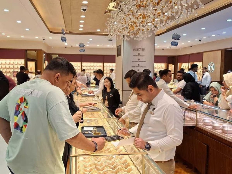 vang-dubai-3.jpg