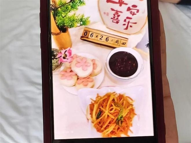 dau-don-phat-hien-con-nhiem-doc-chi-su-that-tu-mon-an-o-truong-mau-giao-5.jpg