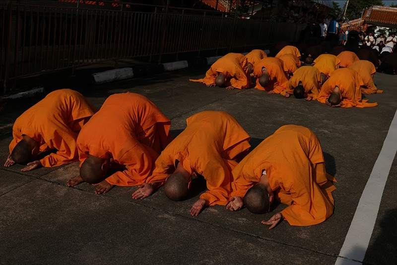 chum-anh-dai-le-phat-dan-vesak-0505-06.jpg