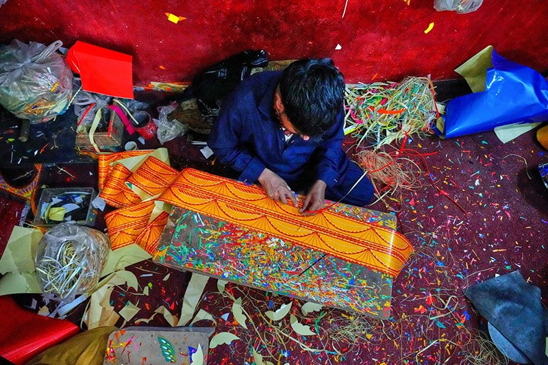 chum-anh-trang-tri-xe-tai-thanh-kiet-tac-di-dong-o-pakistan-014.jpg