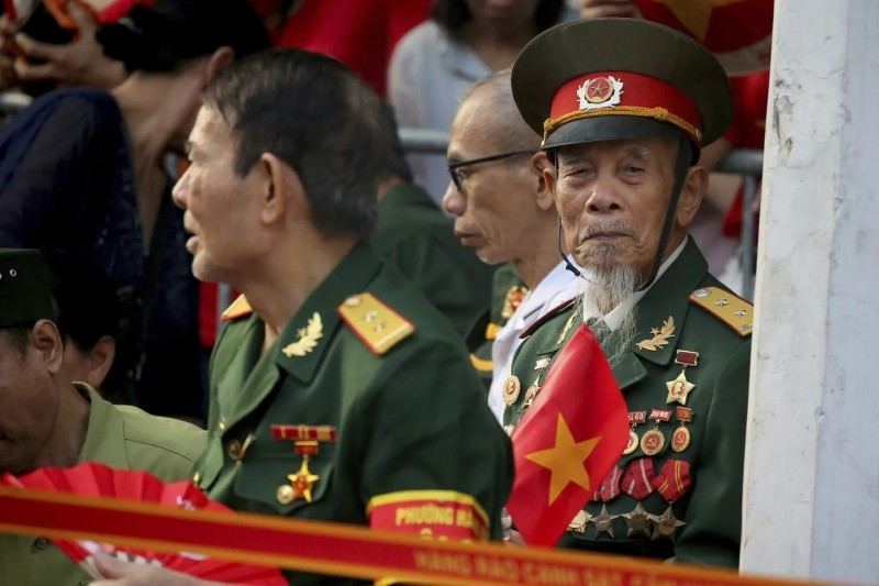 bao-chi-quoc-te-dua-tin-quoc-khanh-10.jpg