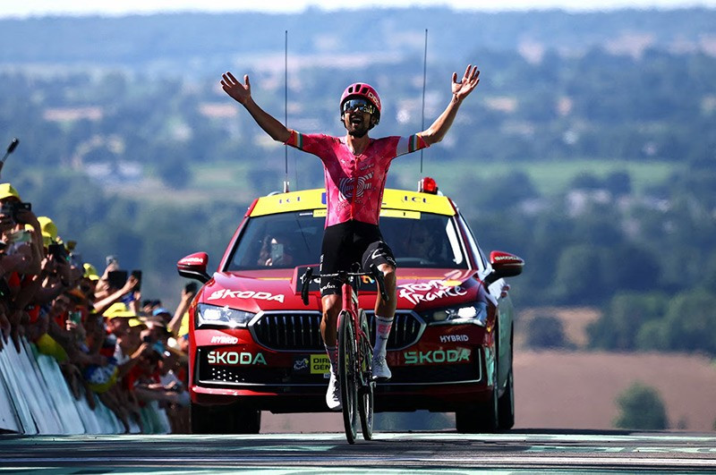 chum-anh-hinh-anh-dep-nhat-giai-dua-xe-dap-tour-de-france-2025-010.jpg
