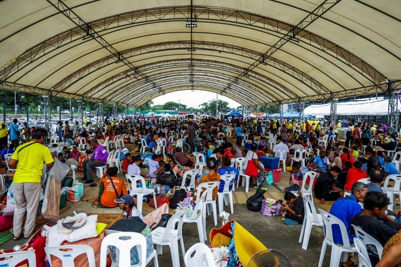 hinh-anh-thai-lan-so-tan-130000-dan-khi-dau-phao-voi-campuchia-9.jpg