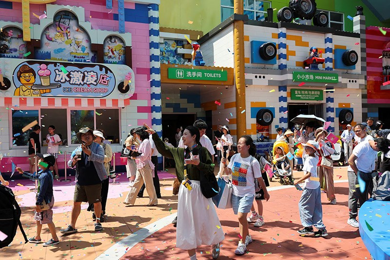 chum-anh-cong-vien-legoland-dau-tien-o-trung-quoc-015.jpg