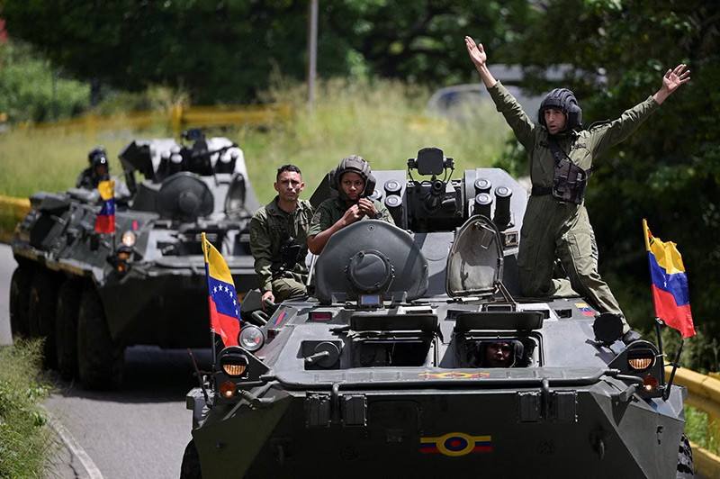 chum-anh-quan-doi-venezuela-huan-luyen-dan-thuong-05.jpg