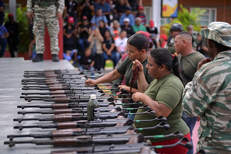 chum-anh-quan-doi-venezuela-huan-luyen-dan-thuong-026.jpg
